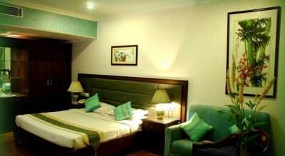 Hills & Backwaters With Abad