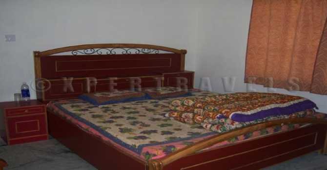 Hills & Backwaters With Abad