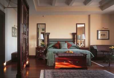 Hills & Backwaters With Abad