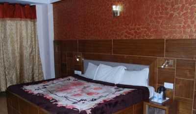 Hills & Backwaters With Abad