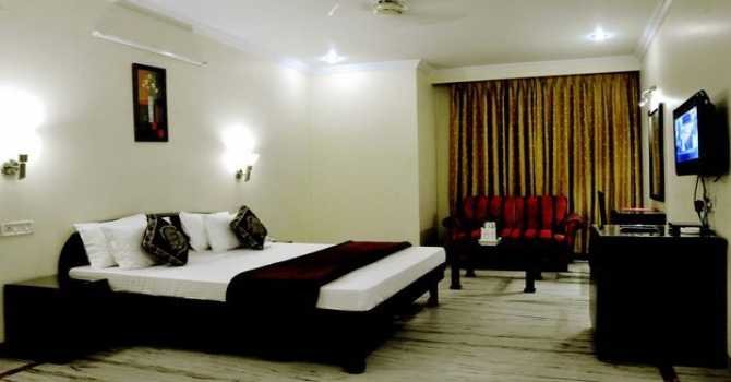 Hills & Backwaters With Abad