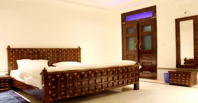 Hills & Backwaters With Abad